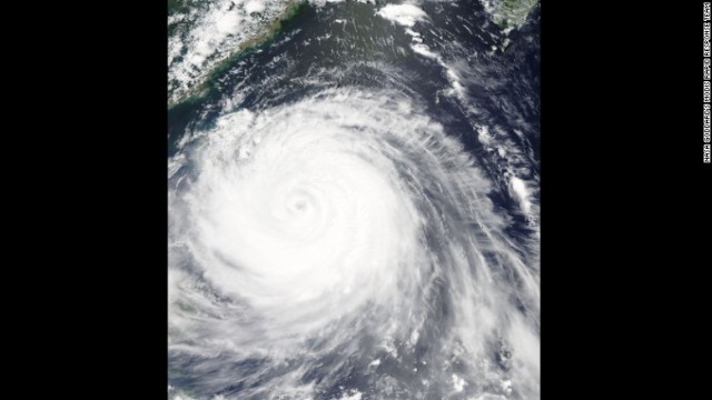 中国南東部などで台風１３号による被害が出ている