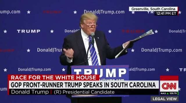 トランプ氏はＮＹタイムズ紙が取り上げた同氏のかつら疑惑に自ら触れた