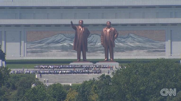脱北者の男性は北朝鮮の体制が１０年以内に崩壊するとの見方を示した