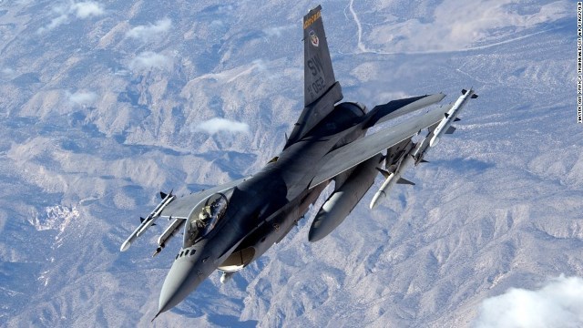 ＩＳＩＳ拠点への攻撃で使用されている米戦闘機Ｆ―１６＝米空軍