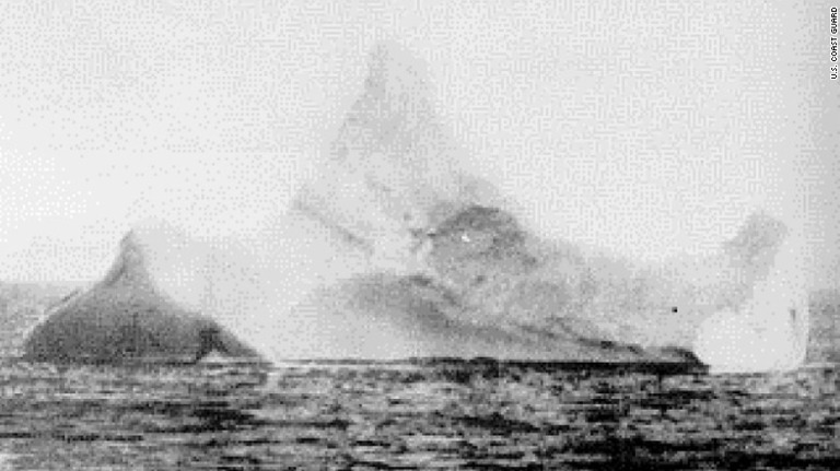タイタニック号はこの氷山に衝突か＝米沿岸警備隊