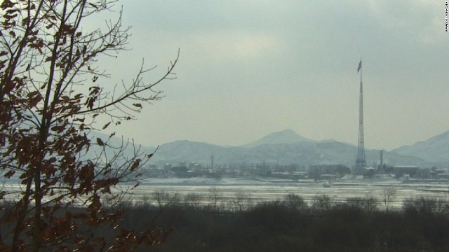 軍事境界線から見た北朝鮮の景色
