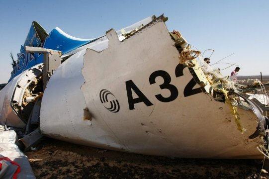 墜落した機体の残骸＝Russian Emergency Situations Ministry