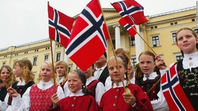 先進国ではノルウェーなど３カ国が格差の小さい国トップ１０に入った