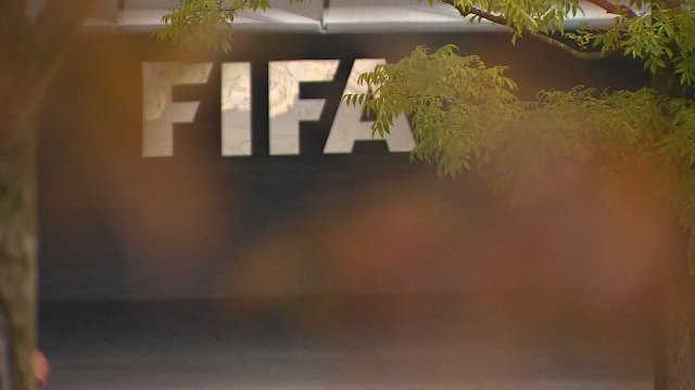 ＦＩＦＡ関係者２人が数百万米ドルの賄賂を受け取った容疑で逮捕された