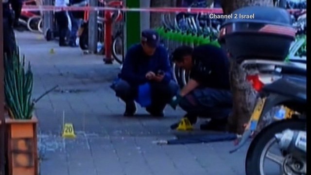 銃撃事件の容疑者の身元が判明したという＝Channel 2 Israel