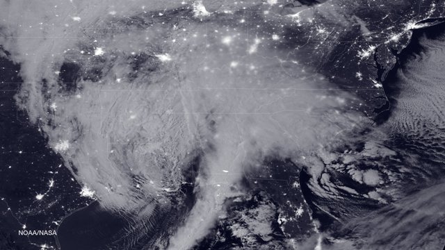 暴風雪が人口密集地域を襲う＝NOAA