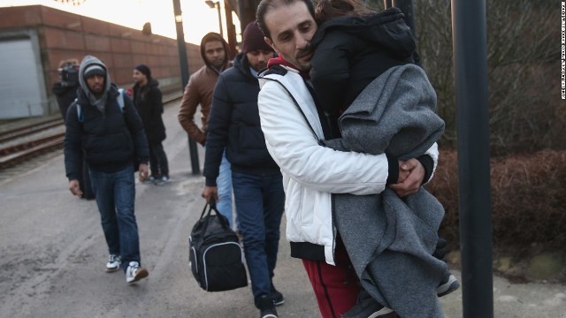 デンマークで、難民申請者の財産の一部を国が没収できる法案が賛成多数で可決した