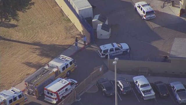 高校前で少女２人が銃撃により死亡＝KPHO