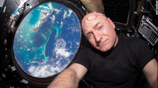 スコット・ケリー氏。宇宙で身長が伸びたが、地上帰還後元に戻った