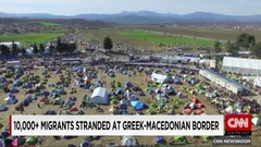 難民１万人超、ギリシャで立ち往生　西欧入りの手続き進まず