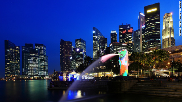 最も生活費がかさむ都市のランキングは、シンガポールが３年連続のトップに