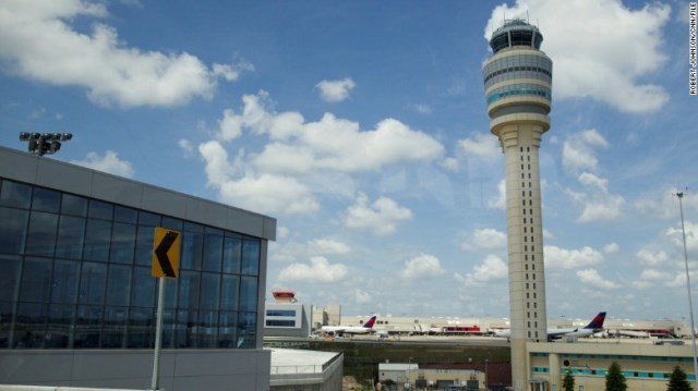 アトランタ国際空港が１８年連続で首位