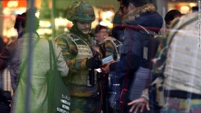 社会的、言語的に分断されたベルギーの状況はテロ対策にも制約をもたらしている