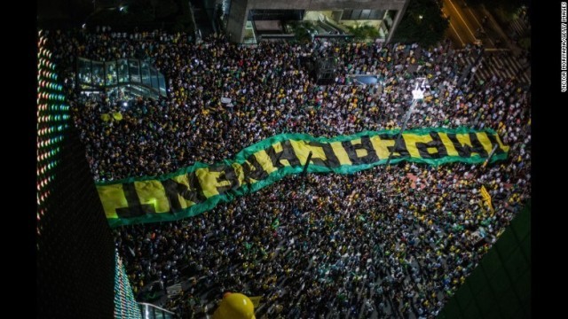 政治危機に見舞われているブラジルで失業率も上昇している