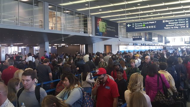 空港の混雑緩和は実現なるか？