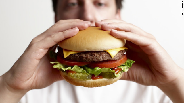 ハンバーガーなどのファストフードを対象にカロリー削減を求めていくという