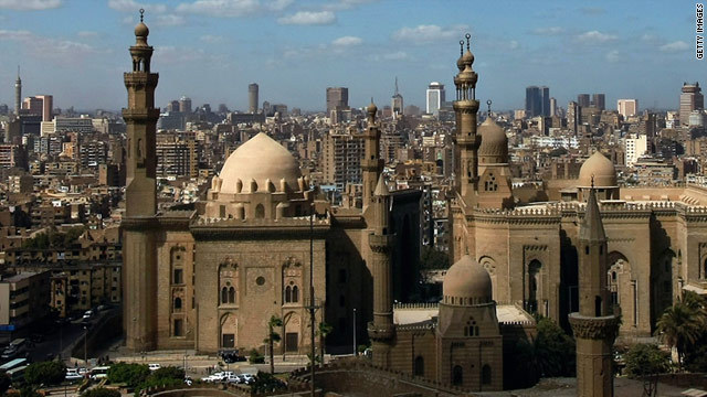 エジプトの裁判所がアルジャジーラ記者など６人に死刑判決を言い渡した