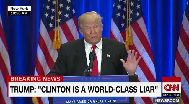 トランプ氏が演説でクリントン氏を「世界級のウソつき」と攻撃