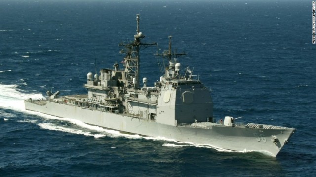 米海軍のミサイル巡洋艦「サンジャシント」
