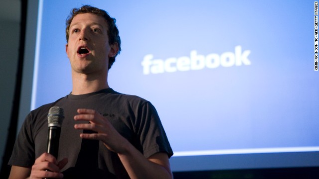 フェイスブックのザッカーバーグＣＥＯ