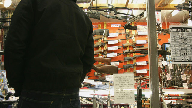 今年は銃の販売件数が過去最高を記録しそうだ