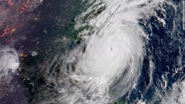 猛烈な勢力に発達した台風１４号が台湾南部を通過するとみられる＝気象庁