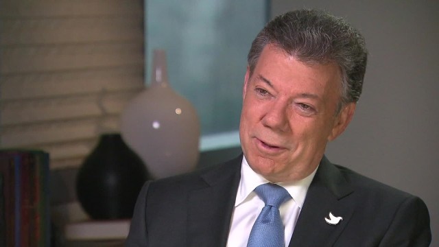 コロンビアのサントス大統領。引き続き和平への道を探る考えを示した