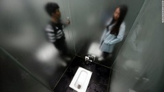 トイレは国民的な祝日である国慶節（建国記念日）の大型連休にちょうど間に合うタイミングで完成