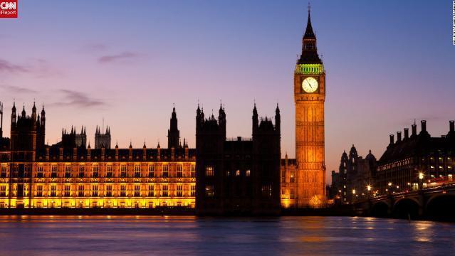 英国で企業に外国人労働者数の開示が求められる可能性も？