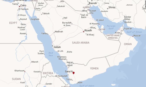 イエメン首都のサヌアにある葬儀場が空爆を受け、１５５人以上が死亡した