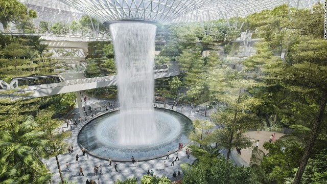 チャンギ空港に登場予定の屋内庭園と高さ４０メートルの円形の滝＝同空港グループ提供