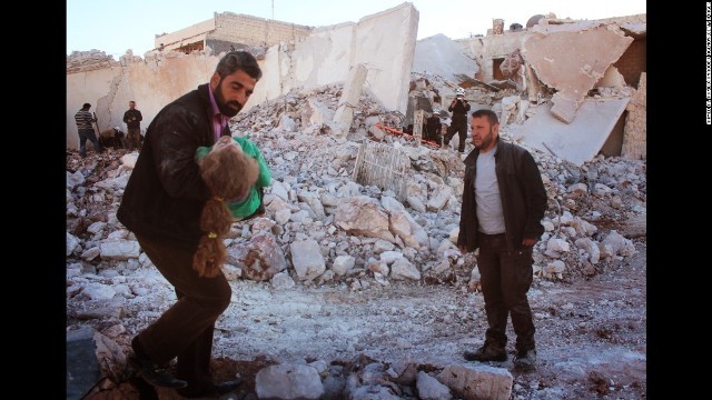 拡大するシリアの「悲劇」について英情報機関トップが異例の演説
