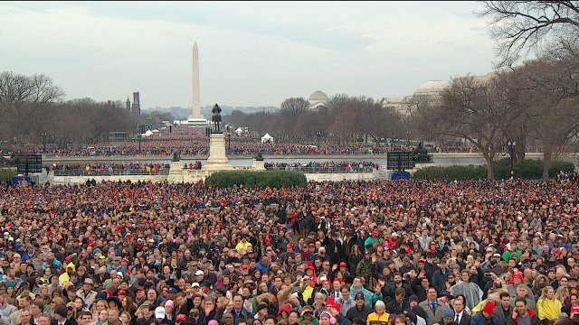 トランプ氏の就任式に集まった人々