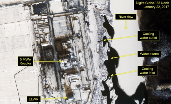 北朝鮮・寧辺の核関連施設をとらえた衛星画像