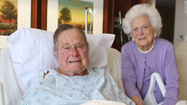 肺炎の治療を受けていたジョージ・Ｈ・Ｗ・ブッシュ元大統領が退院した