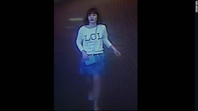 空港の防犯カメラに映っていた容疑者の女