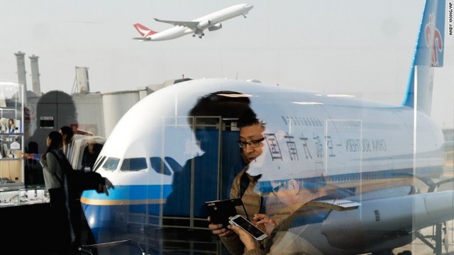 ２位：北京首都国際空港。利用者数は前年比５％増の９４００万人