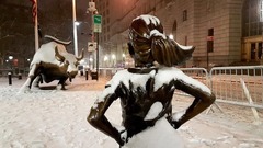 ウォール街の「Ｆｅａｒｌｅｓｓ Ｇｉｒｌ（恐れを知らない少女）」