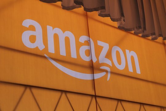 「スーク・ドット・コム」との買収合意により、米アマゾンが中東進出の動きを本格化