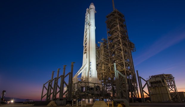 スペースＸが米政府機関の偵察衛星打ち上げに成功＝NASA
