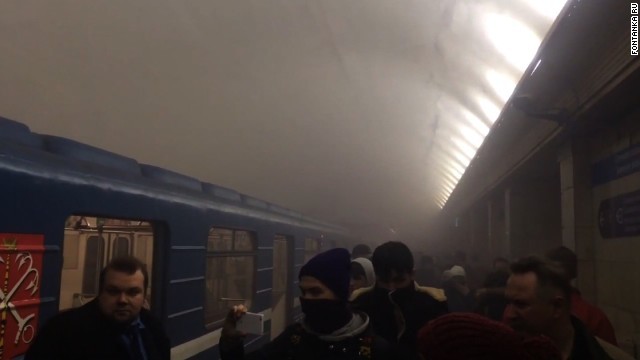 ロシアでの地下鉄爆発で多数の死者が出ている