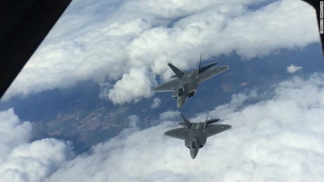 ロシア軍機が米国の防空識別圏内を飛行したとして、Ｆ２２が緊急発進していた