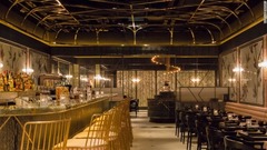 １２．新レストラン「点心ライブラリー」。カクテルや高級点心とともに現代的な雰囲気を楽しめる