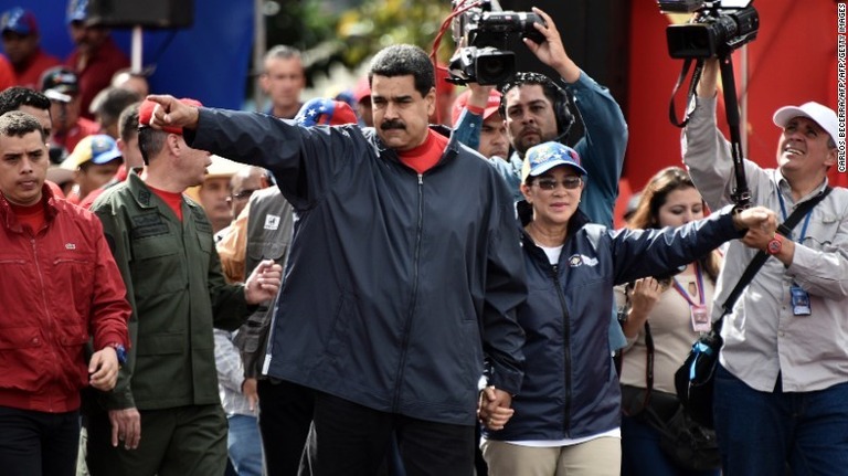 ベネズエラのマドゥロ大統領が憲法改正に向けた国民議会の立ち上げに動いた