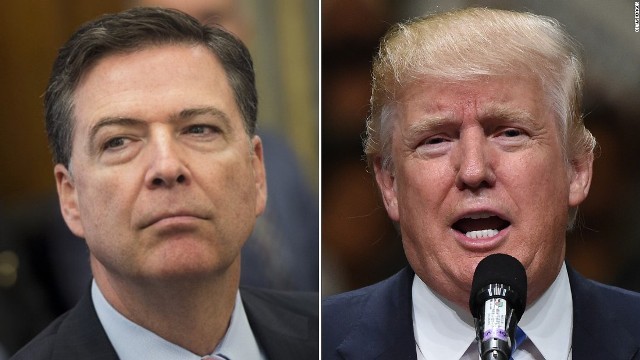 トランプ大統領（右）がＦＢＩのコミー長官を解任