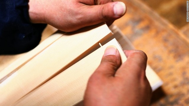 木の部品は竹製のくぎでつながれる