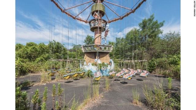 Cnn Co Jp 写真特集 廃墟の遊園地 仏写真家が見た風景 1