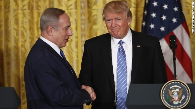 トランプ米大統領（右）とネタニヤフ・イスラエル首相