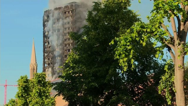 グレンフェルタワーの火災を受け、英全土で高層ビル６００棟の安全点検が行われた